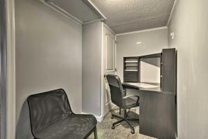 Updated Coastal Home with Grill, Blocks to Beach