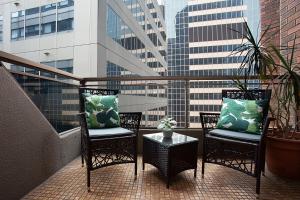 York St Apartments