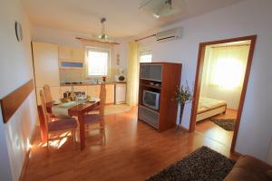 Apartments Pekera 2 