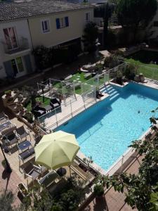 Hotels The Originals City, Hotel Le Village Provencal, Aix-en-Provence Nord (Inter-Hotel) : photos des chambres
