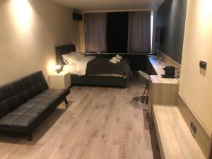 DISTRiCT 01-Luxury Urban Lofts