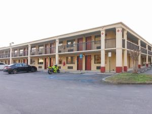 Days Inn by Wyndham Adairsville