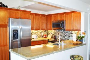 Two-Bedroom Condo room in Pali Ke Kua 222