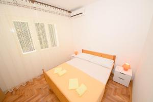 Apartments Jakov