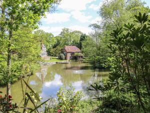 4 hvězdičkový apartmán Miswells Cottages - Lake View Turners Hill Velká Británie