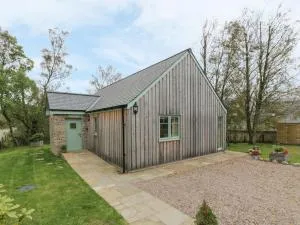 Spinnyfield - Monessie Spinnyfield - Monessie