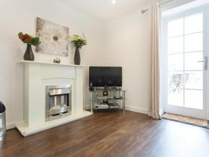 Tus Nua Cottage