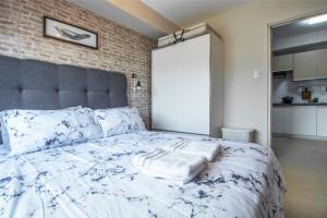 1BR Interiored Condo with WiFi, Netflix, Hot Shower - The Hive Residences