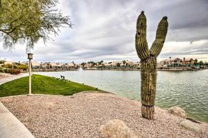Lake-View Balcony and Resort Perks Phoenix Retreat!