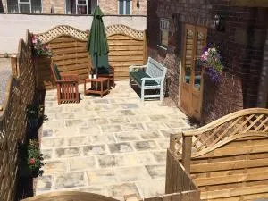 The Hayloft - 伊辛沃尔德