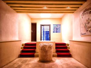 Grimaldi Apartments Hermitage Canal Grande view