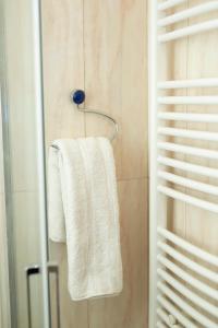 Elegant Art City Apartment