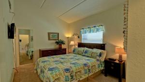 MORNINGBREEZE 1302 condo