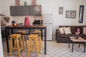 Central Apartment in Casco Viejo - View on Main Plaza