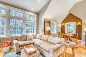 Serene Redwood Retreat - Maple Creek