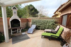 Domaine de vacances à 600m de la plage animations piscines en supplément villa climatisée 3 chambres 6 couchages WIFI - LRTAMB5