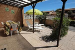 Domaine de vacances TAMARIS, à 600m de la plage, animations piscines en supplément , villa climatisée avec 2 chambres 4 couchages, WIFI LRTAM4I