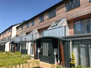 Sidings at Brunel Two - 洛斯特威希尔