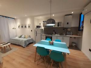 Cubil Gris Casa conteiner 1 dormitorio