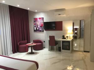Junior King Suite