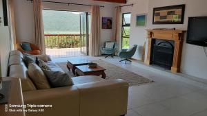 1222 On Cedric - self catering Villa