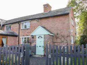 Ensdon Lea Cottage - Myddle