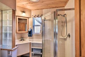Holiday Home room in Mountainside Home Central to Salida and Buena Vista!