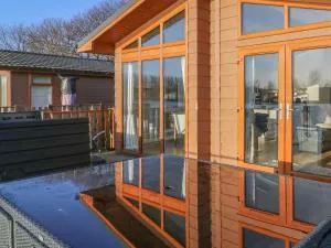 Shore Beats Work - Capenwray 10 - Carnforth