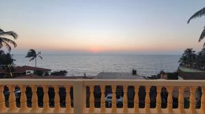 SeaFront Guest House
