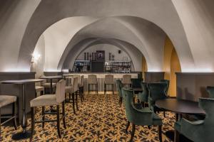 Hotels Hotel du Roi & Spa by SOWELL COLLECTION : photos des chambres