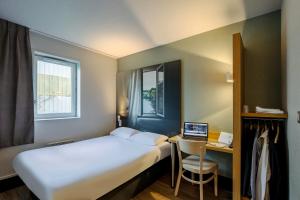 Hotels B&B HOTEL Poitiers 1 Futuroscope : Chambre Double Standard