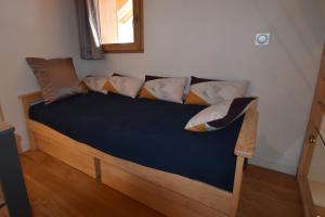 Chalets VAUJANYLOCATIONS - Ameythistes B8 : photos des chambres