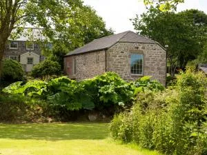 Roskennals Granary - Madron