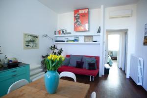 Morimondo House: fashion & design