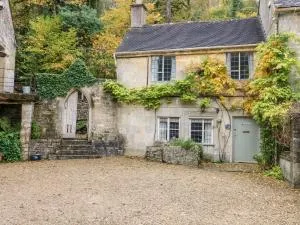 October Cottage - Brimscombe