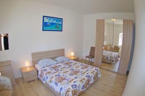 Holiday apartments in house Sanja