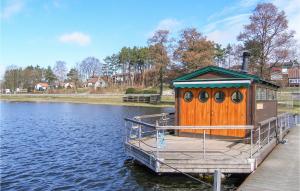 Beautiful Home In Veberöd With Wifi