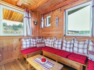 Chalets Quaint Chalet in Harreberg with Garden : photos des chambres