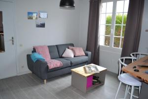Appartements Jolie T2 au coeur du bourg : photos des chambres