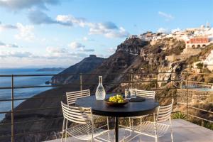 Porto Fira Suites Santorini Greece