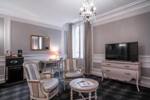 Hotels Grand Hotel De La Reine - Place Stanislas : photos des chambres