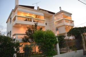 Theoni's Apartments Korinthia Greece