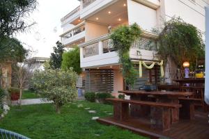 Theoni's Apartments Korinthia Greece