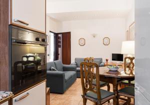 Hostmate - Milano - Via Rovereto