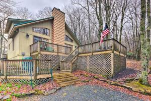 Cabin with Deck Hike and Ski the Blue Ridge Mountains