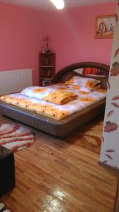 Double Room with Private Bathroom room in Casa Emilia