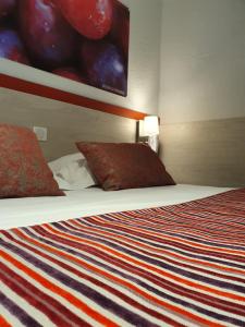 Hotels Hotel Saint Louis : photos des chambres