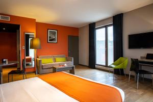 Appart'hotels Adonis Lyon Dock Ouest : Chambre Supérieure Lit Queen-Size - Non remboursable