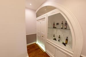 Leone Camere Dautore - CHIAIA