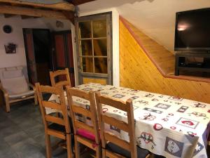 Chalets CHALET ALPINA : photos des chambres